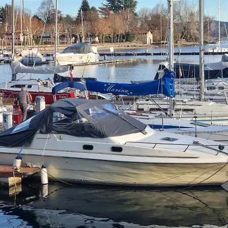 Unique Boat & Breakfast In Maggiore
